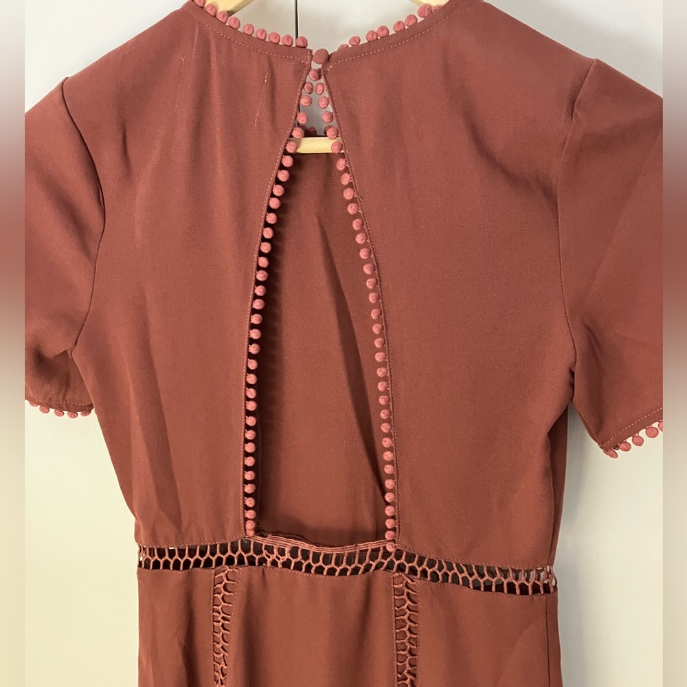 Moon River Cutout Short Sleeve Dress - Picture 3 of 8